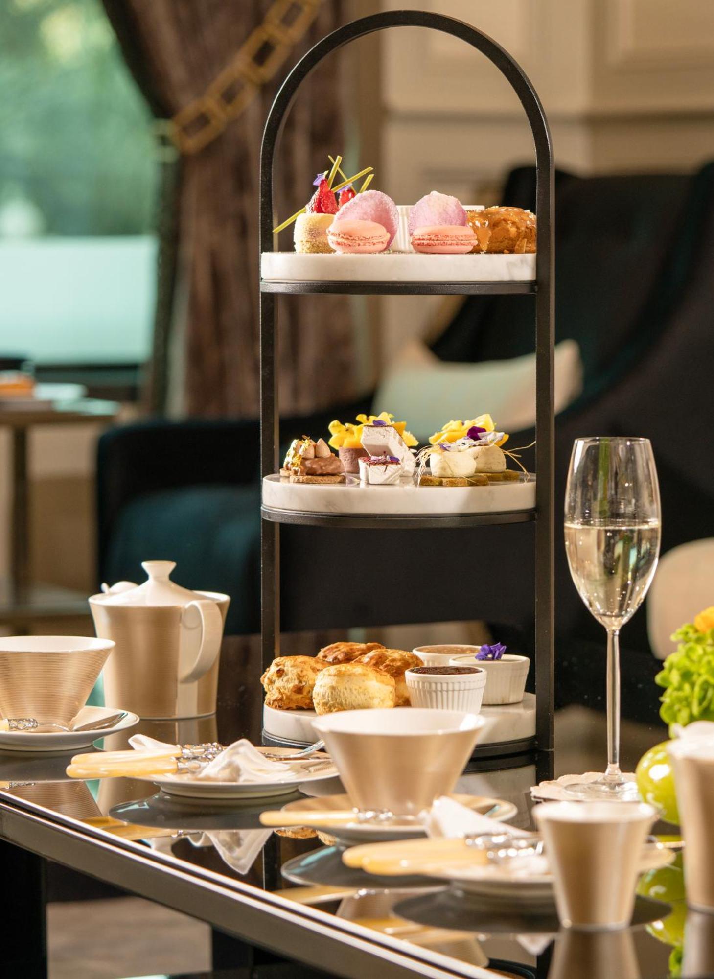 Fairmont Riyadh Ngoại thất bức ảnh Afternoon tea at the InterContinental Sydney