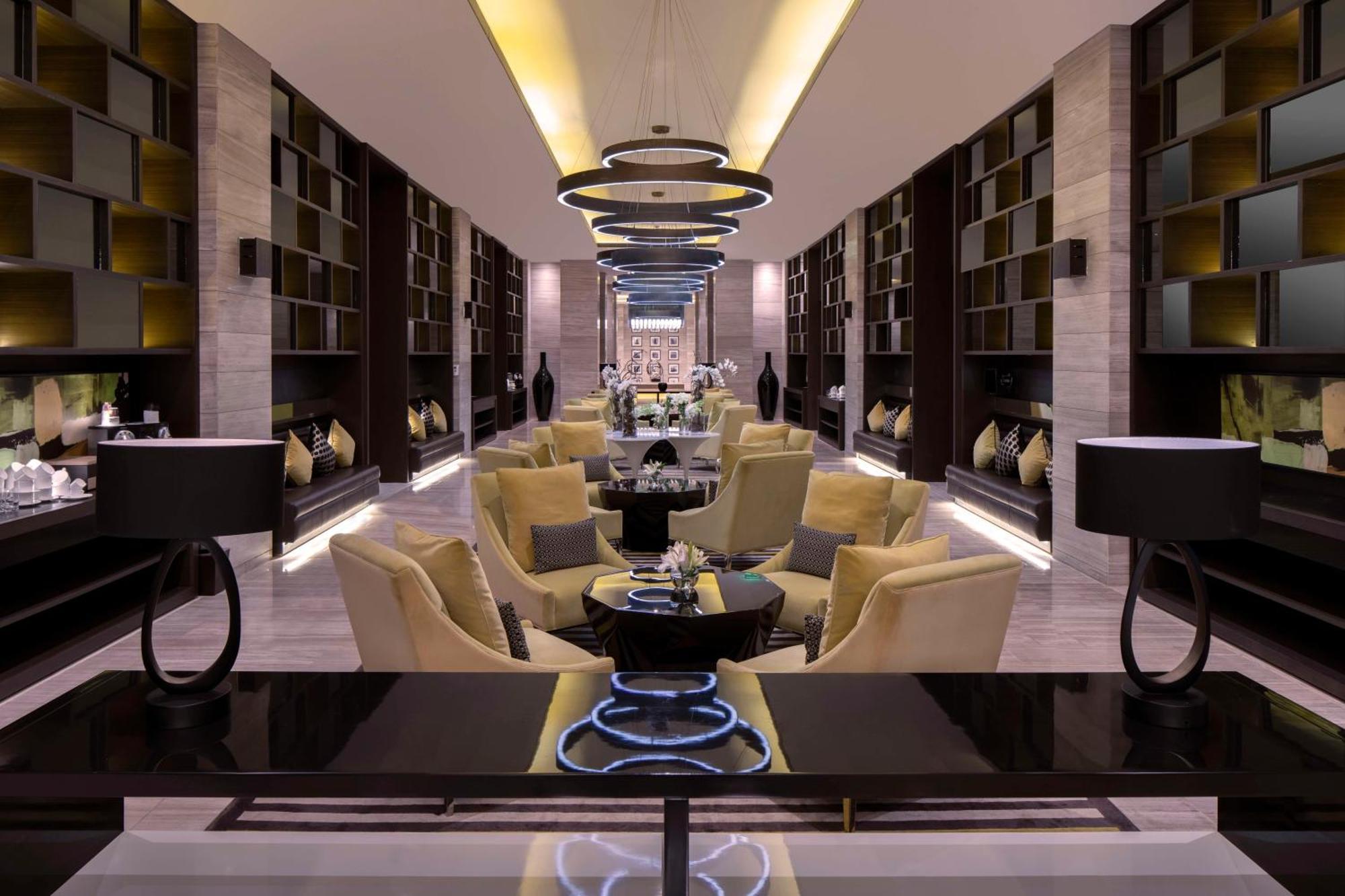 Fairmont Riyadh Ngoại thất bức ảnh The lobby of the hotel