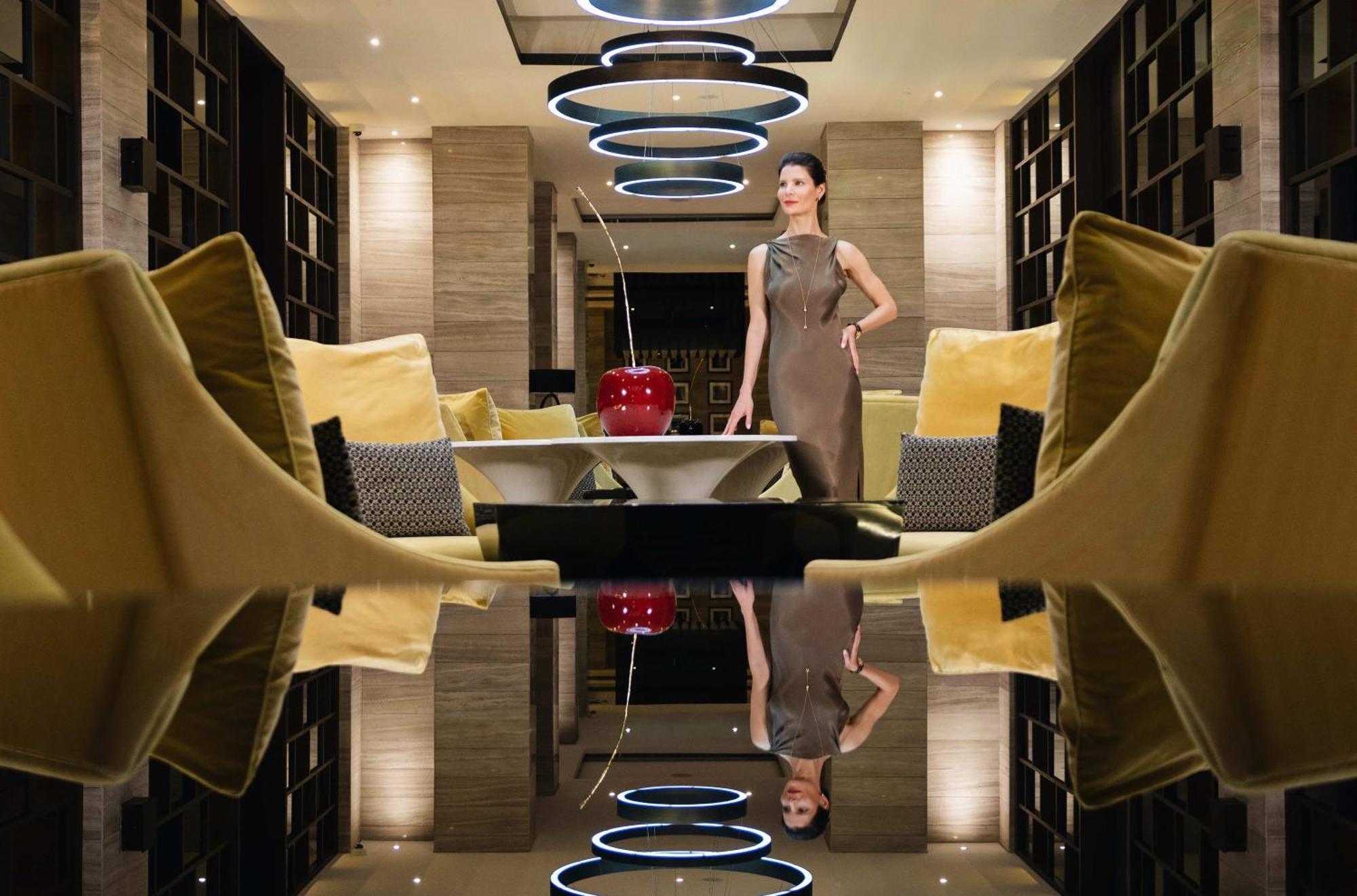 Fairmont Riyadh Ngoại thất bức ảnh The interior of the hotel
