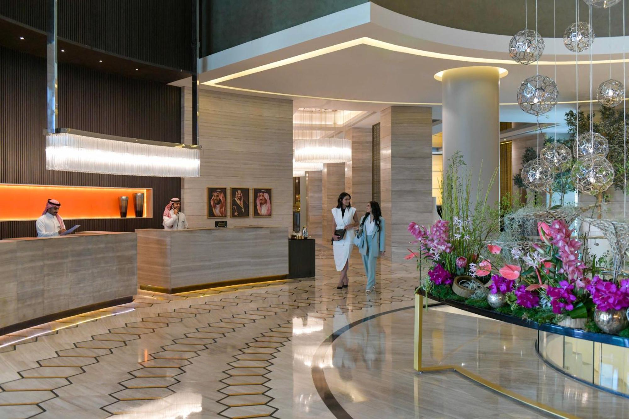 Fairmont Riyadh Ngoại thất bức ảnh Lobby